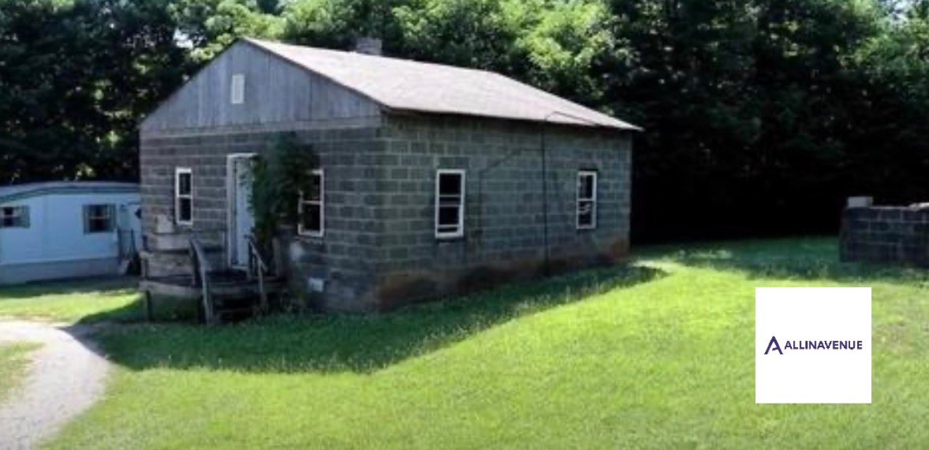 He Bought a Crumbling $12,000 House, Two Years Later, It’s Almost Unrecognizable(video)