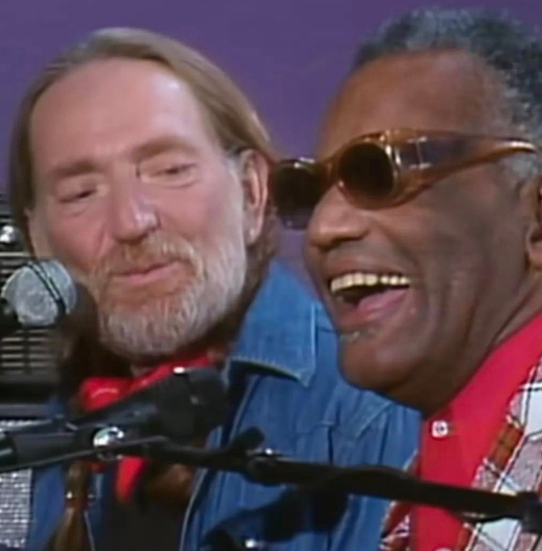 Willie Nelson y Ray Charles ofrecen una obra maestra atemporal en “Seven Spanish Angels”. La historia detrás de la canción te romperá el corazón.