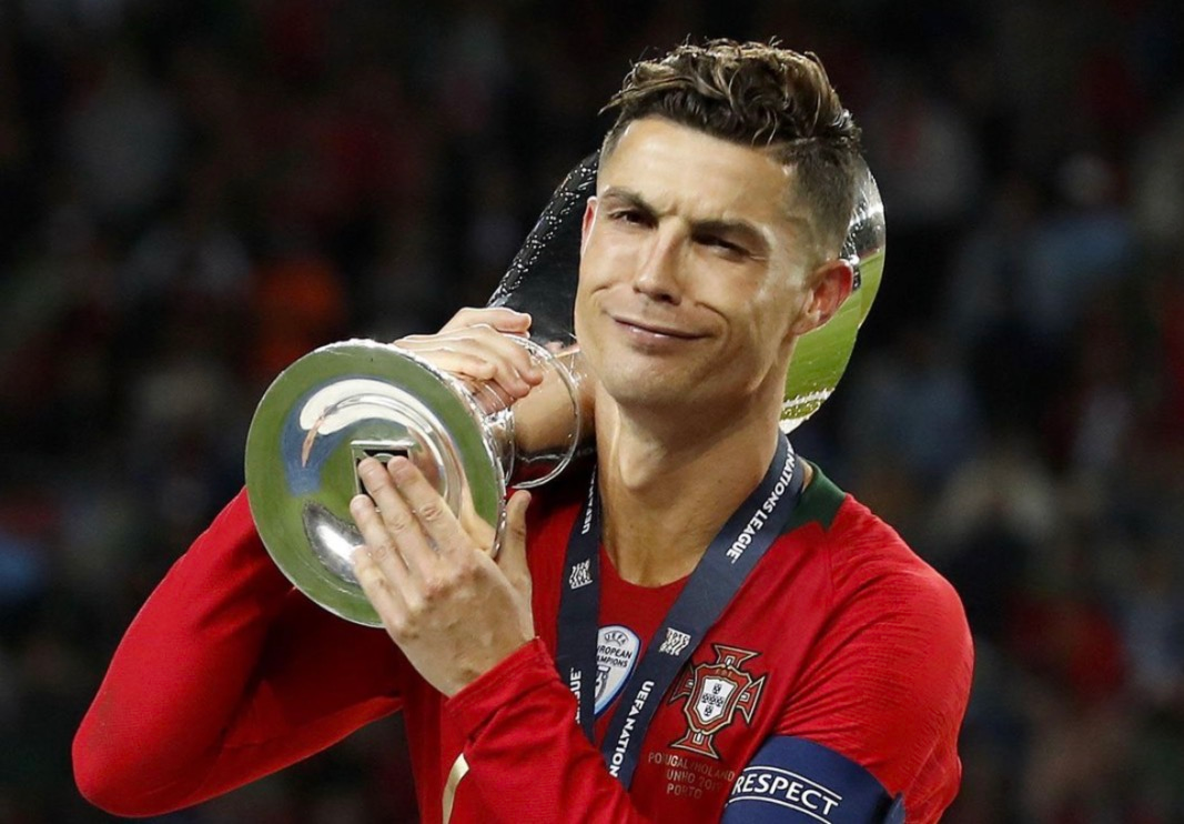 Lo chef personale del leggendario calciatore Cristiano Ronaldo ha rivelato il principale segreto dietro la sua incredibile forma fisica dopo i 40 anni: il rifiuto di un prodotto alimentare molto popolare.