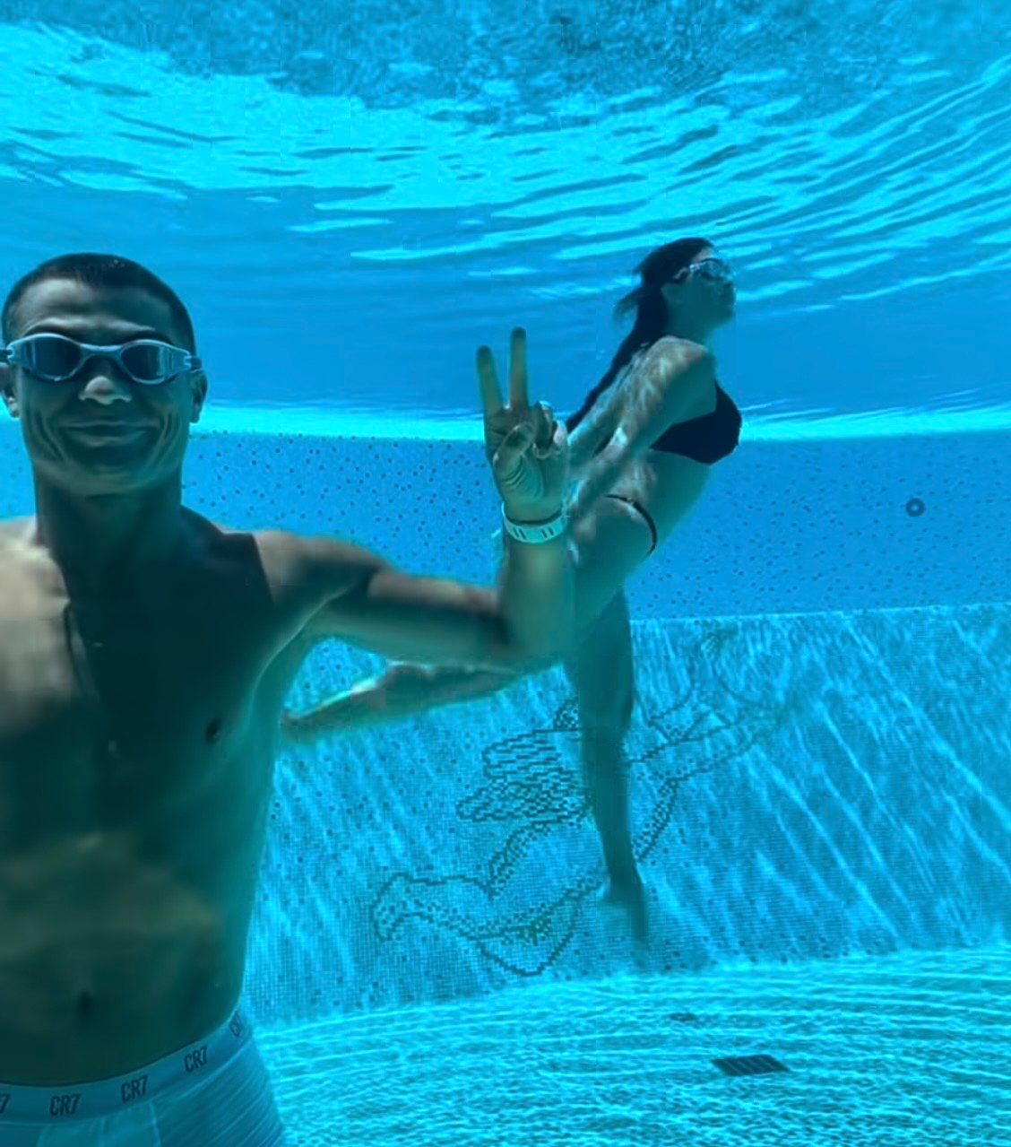 Cristiano Ronaldo and Georgina Rodríguez Go Viral After Sharing a Fun Underwater Dance Video